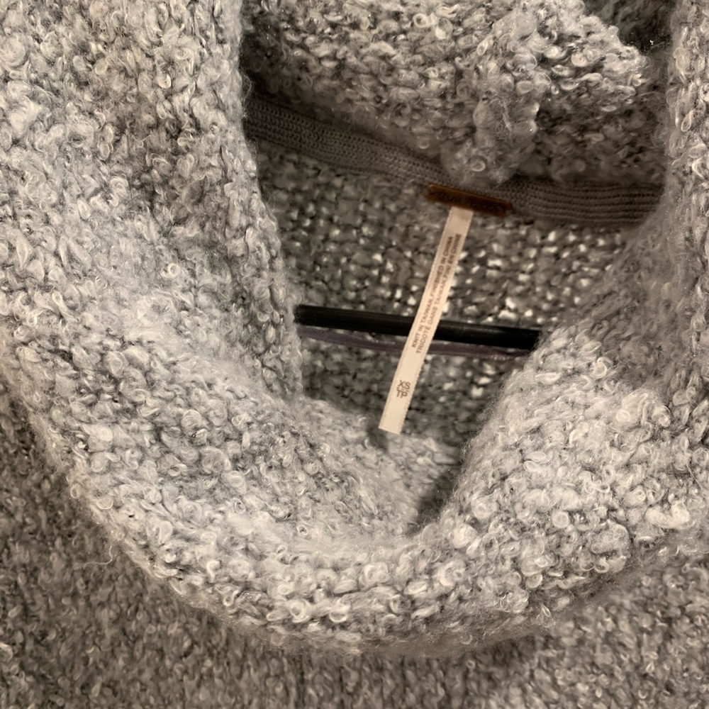 Free people BFF sweater NWT - Picture 4 of 7